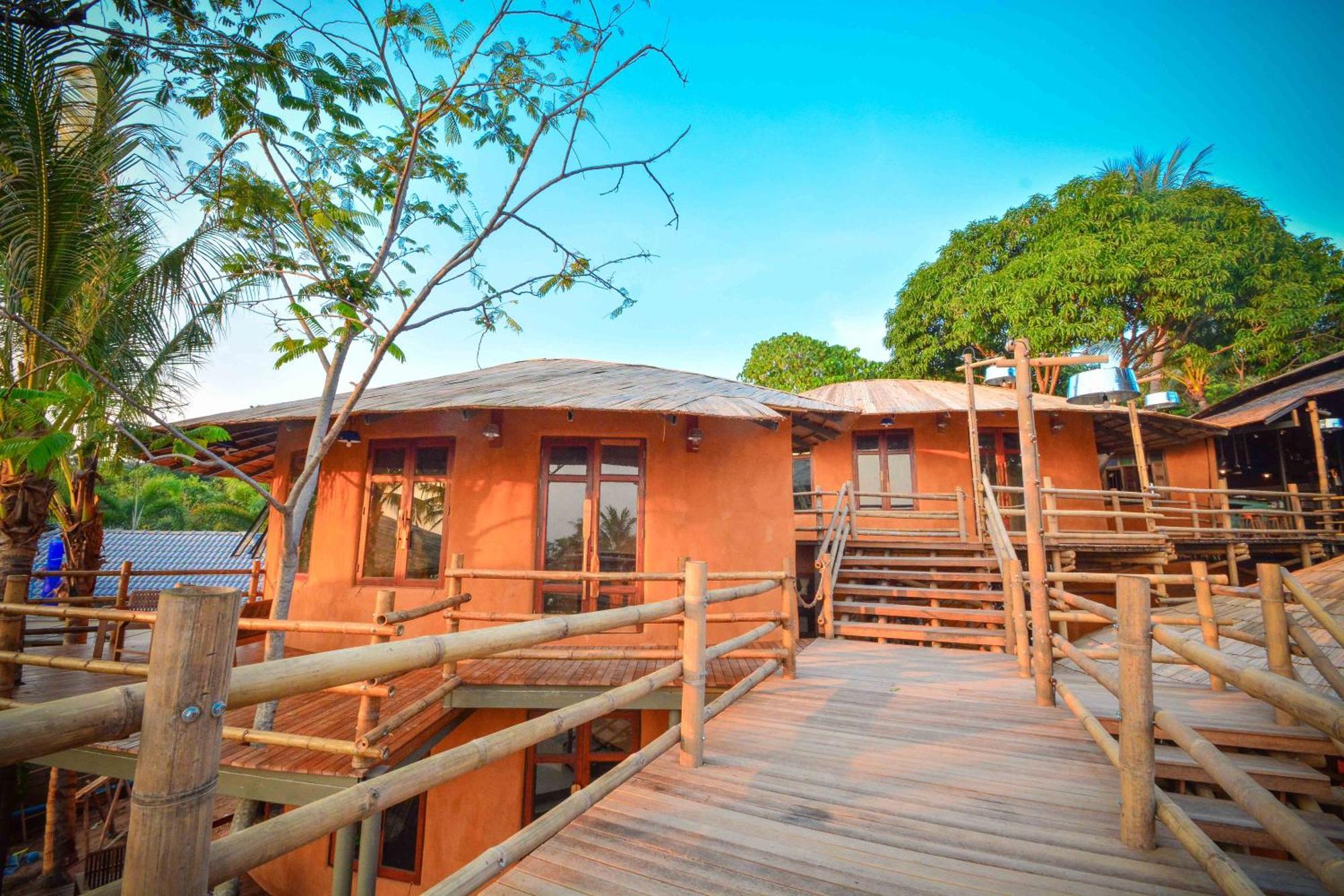 The Mud - Eco Hotel Ban Bang Po Exterior photo